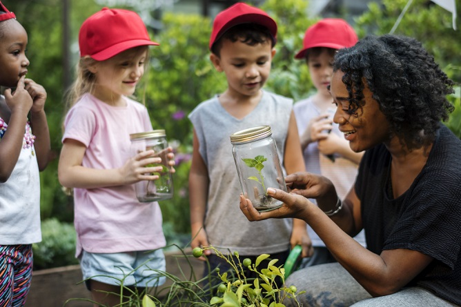 fostering-love-for-sciences-among-curious-kids